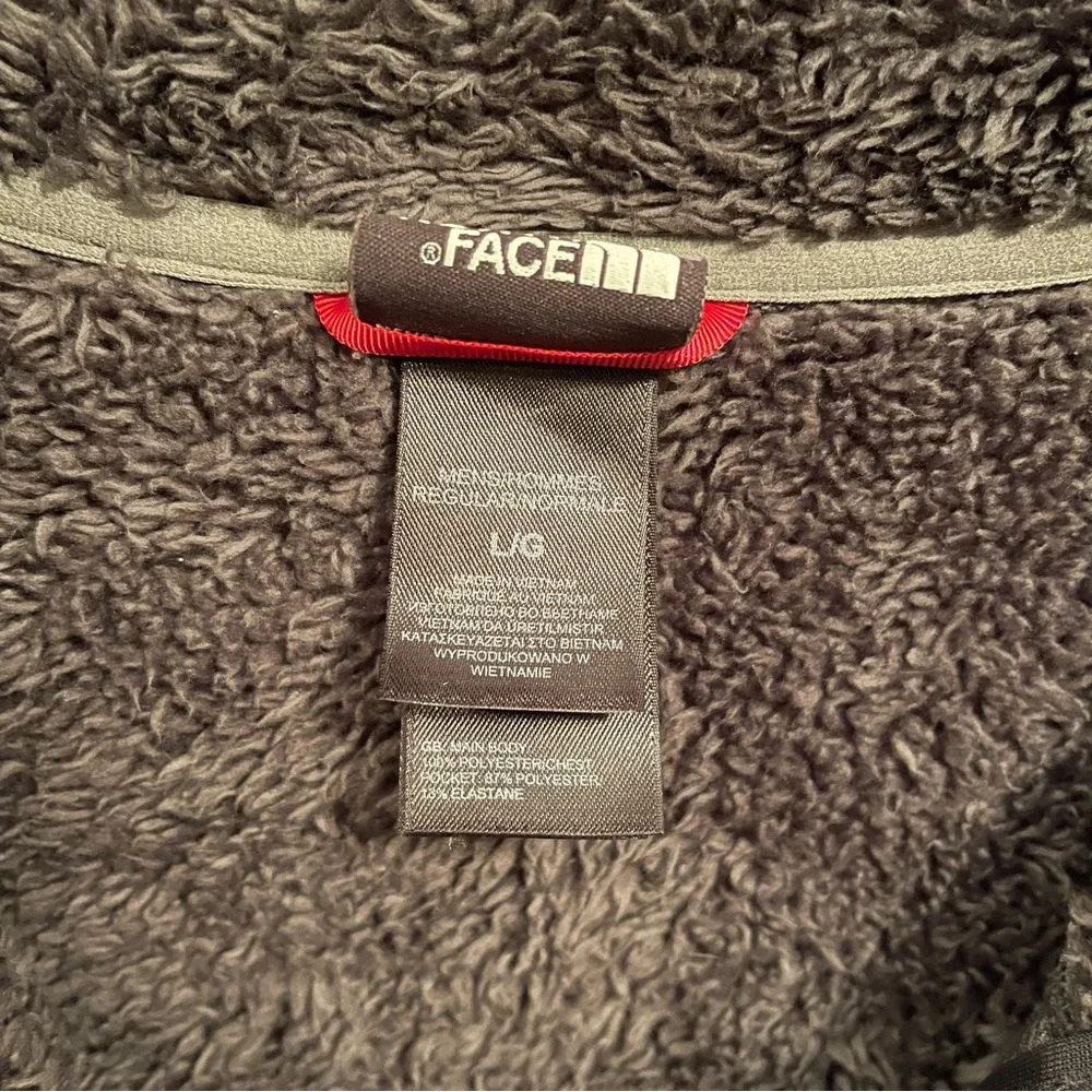 The North Face Fleece Jacket - Size L - Picture 4 of 4